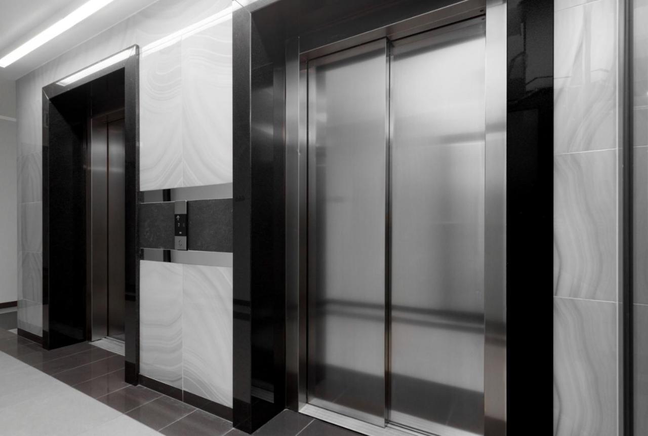 Apartamenty Kasprzaka P&O Serviced Apartments Varşovia Exterior foto