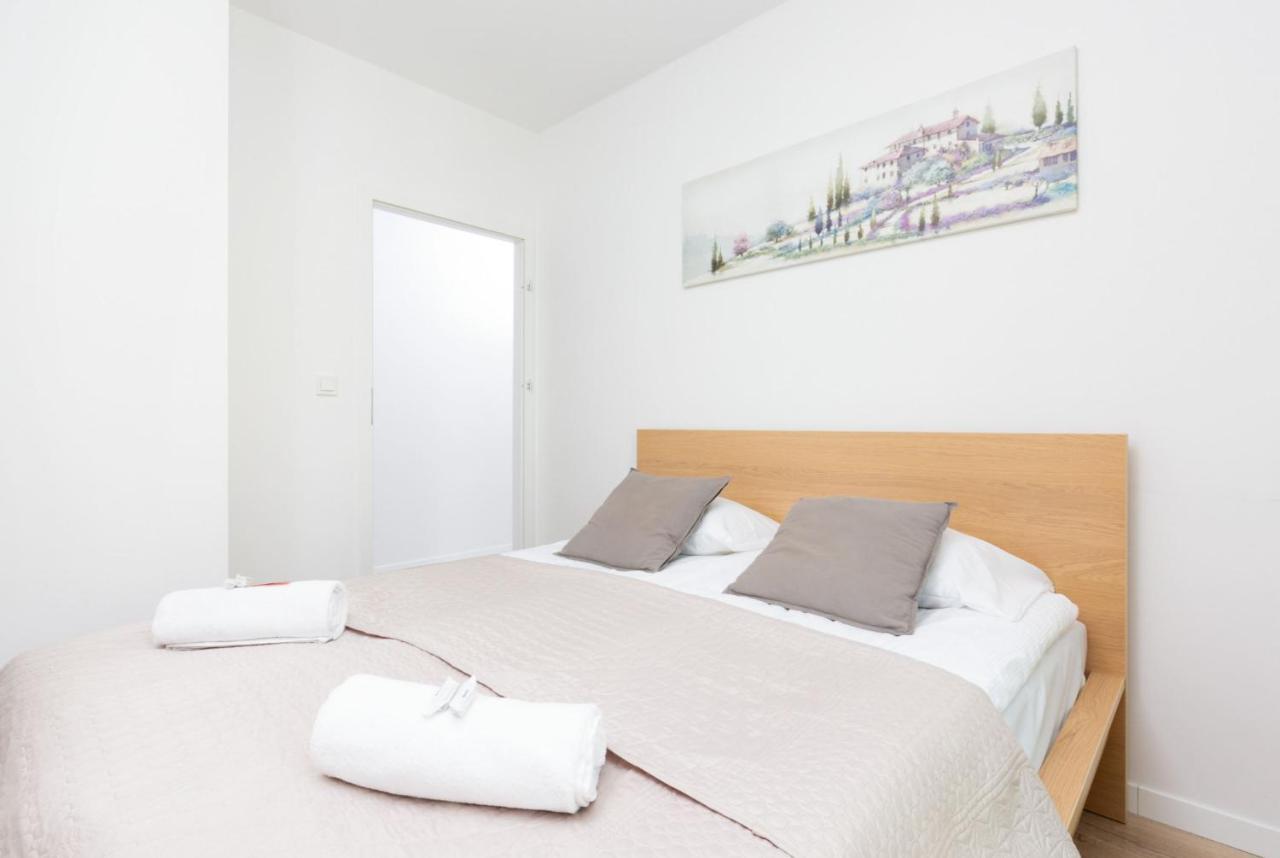 Apartamenty Kasprzaka P&O Serviced Apartments Varşovia Exterior foto
